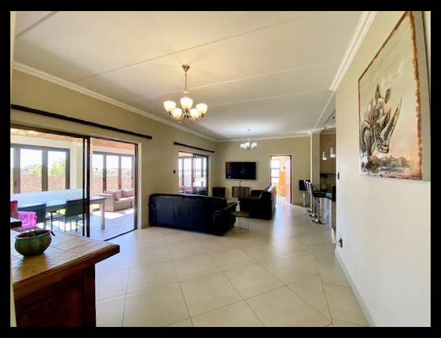 3 BEDROOM HOUSE FOR SALE IN RUIMSIG